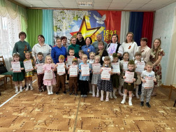 Фестиваль художественного слова с родителями "Мы будем вечно уважать мужчину с именем - Солдат".